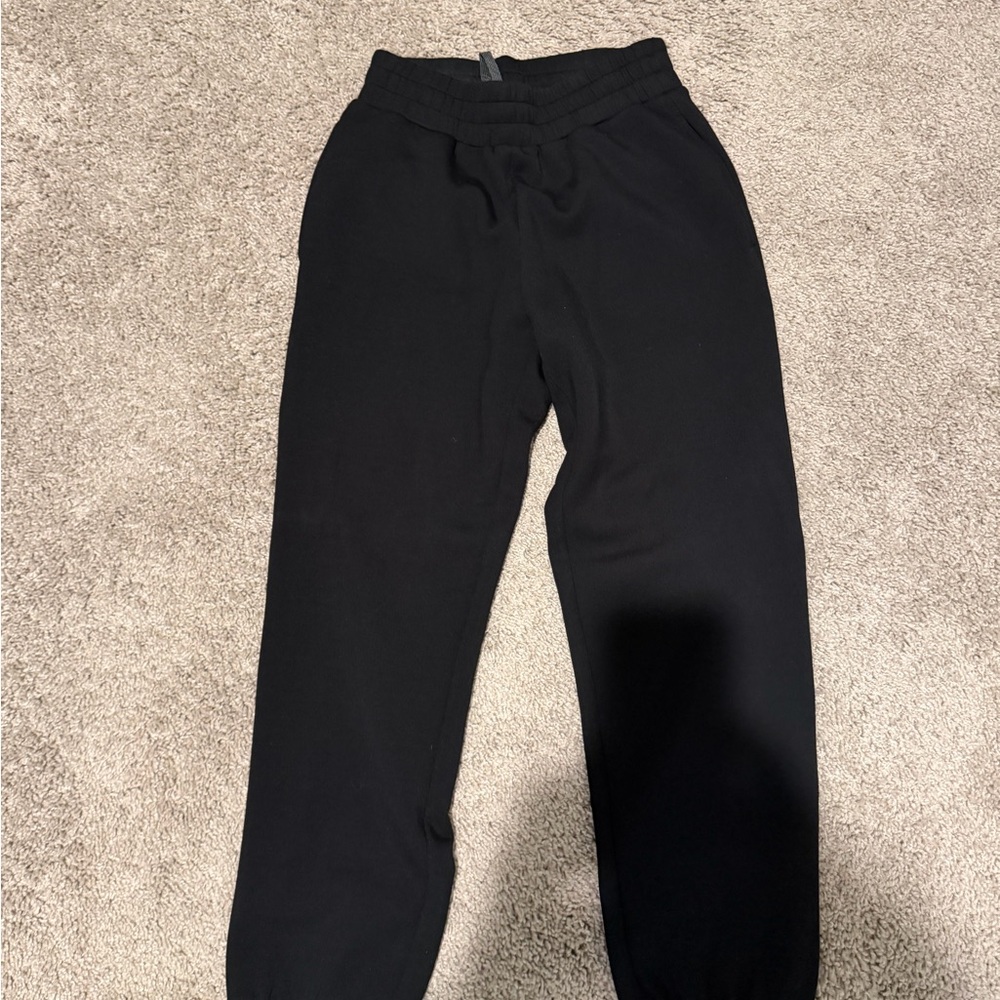 Varley double soft jogger.